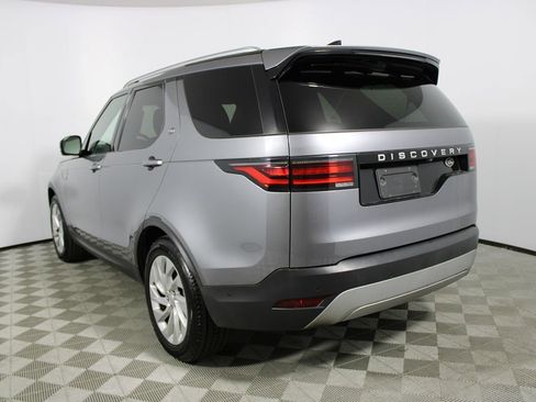 Used 2022 Land Rover Discovery S image 43