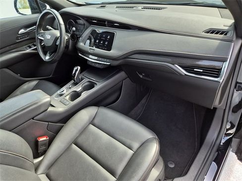 Used 2023 Cadillac XT4 Sport image 20