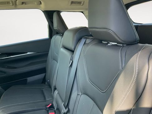 Used 2025 INFINITI QX60 Pure image 30