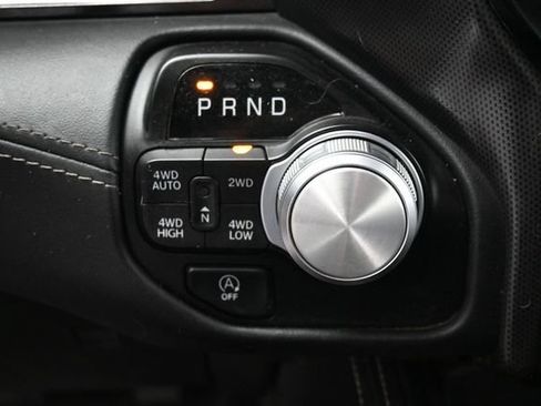 Used 2023 RAM 1500 Limited w/ Body-Colour Bumper Group AWD/4WD image 24