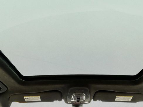 Used 2017 Audi Q7 3.0T Prestige AWD/4WD image 19