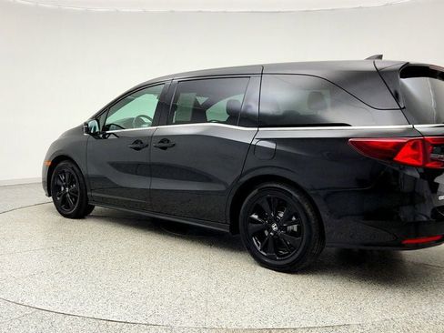 Used 2023 Honda Odyssey Sport image 7
