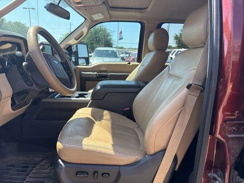 Used 2015 Ford F250 Lariat w/ Lariat Ultimate Package AWD/4WD image 31