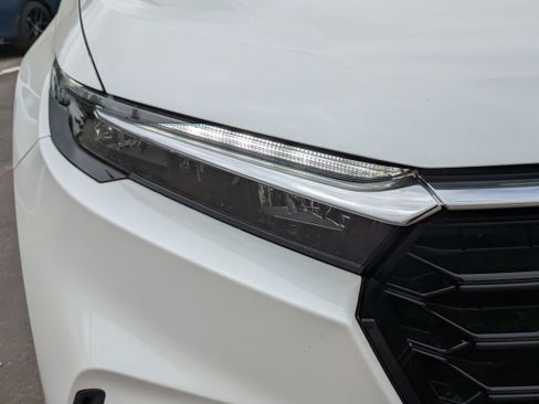 Certified 2025 Honda CR-V EX image 14