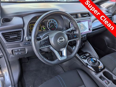 Certified 2023 Nissan Leaf SV Plus image 2