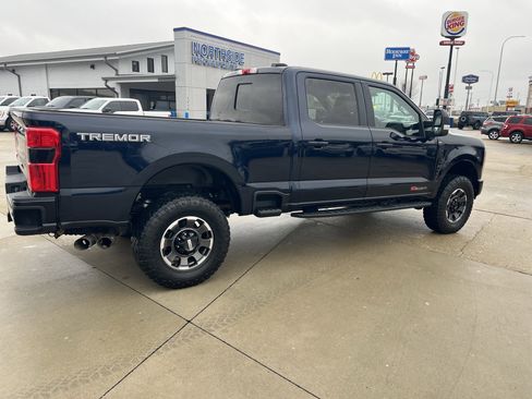 Used 2023 Ford F250 Lariat w/ Lariat Ultimate Package image 9