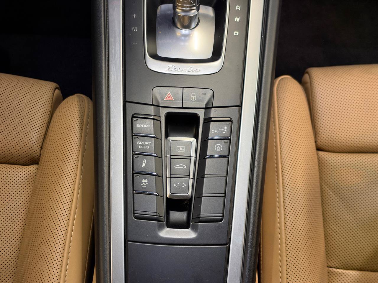 Used 2014 Porsche 911 4 Coupe AWD/4WD image 21