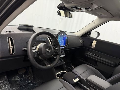 Used 2025 MINI Cooper Countryman S image 7