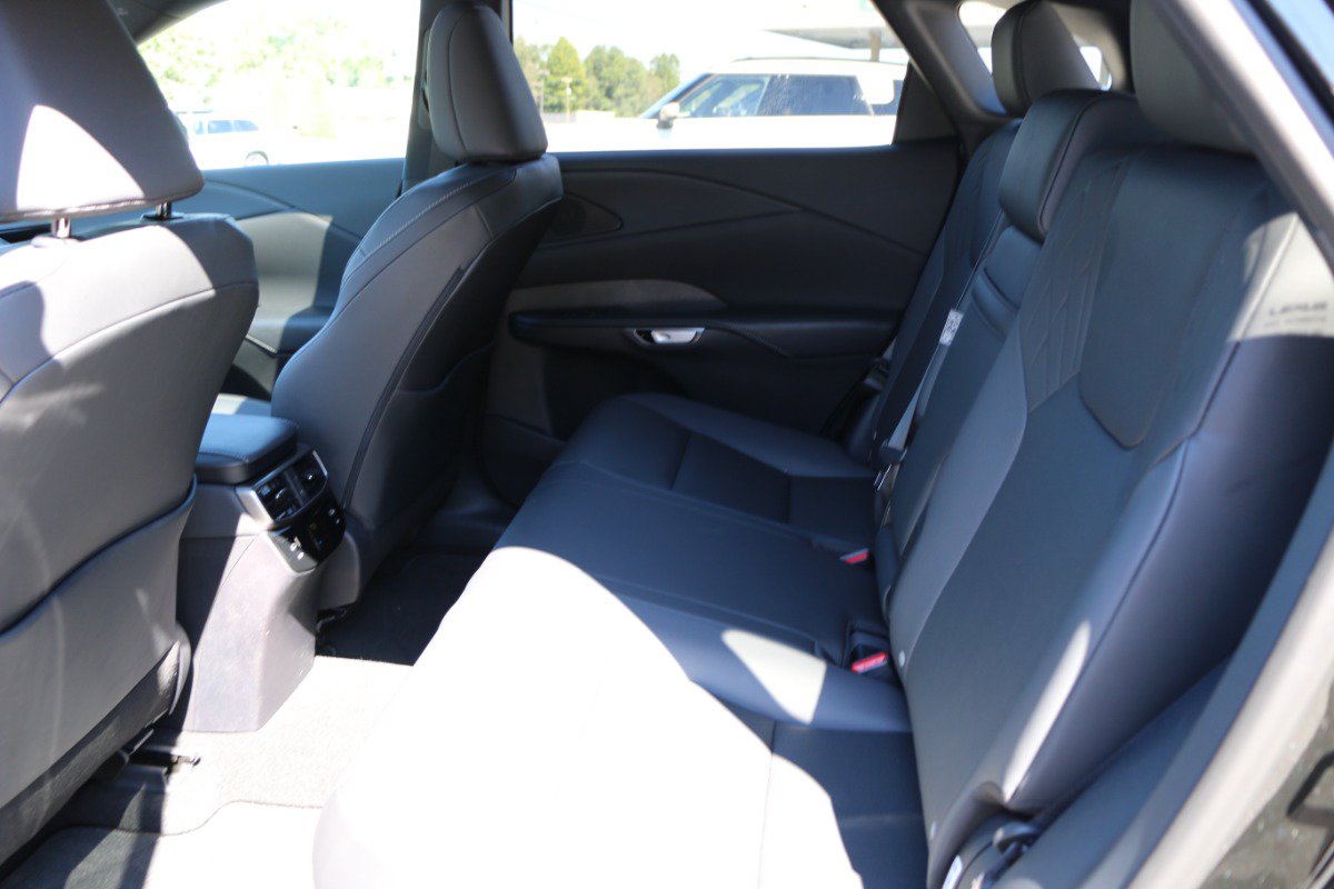 Used 2026 Lexus RX 350h w/ Accessory Package (2T) AWD/4WD image 28