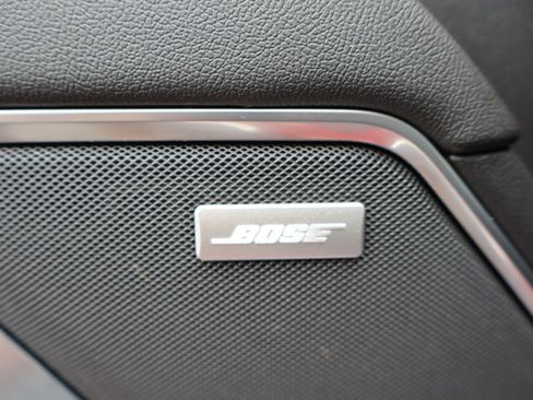 Used 2024 GMC Sierra 1500 SLT w/ SLT Premium Plus Package AWD/4WD image 8