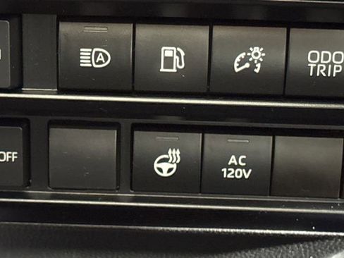 Used 2023 Toyota Tundra Platinum AWD/4WD image 38