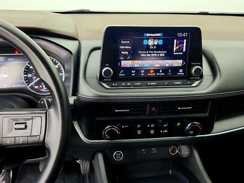 Used 2023 Nissan Rogue S FWD image 18