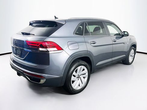 Used 2023 Volkswagen Atlas Cross Sport SE image 9