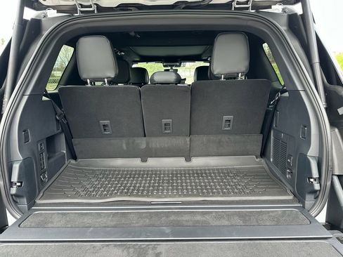 New 2026 Lincoln Navigator Reserve w/ Jet Appearance Package AWD/4WD image 24