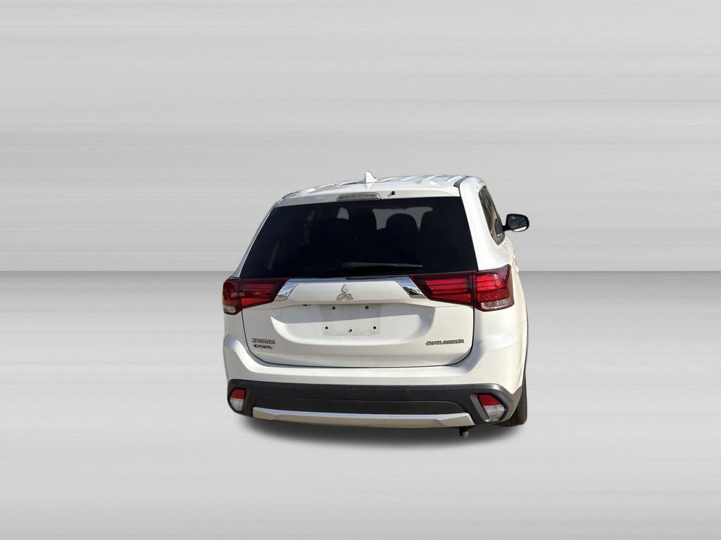 Used 2017 Mitsubishi Outlander ES FWD image 4