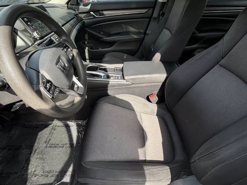 Used 2019 Honda Accord LX image 15