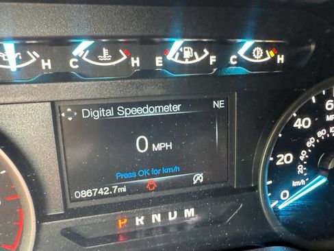 Used 2020 Ford F150 XLT w/ Equipment Group 302A Luxury AWD/4WD image 15