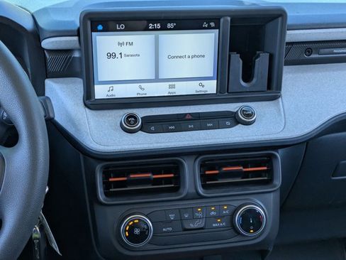 Used 2023 Ford Maverick XLT image 10