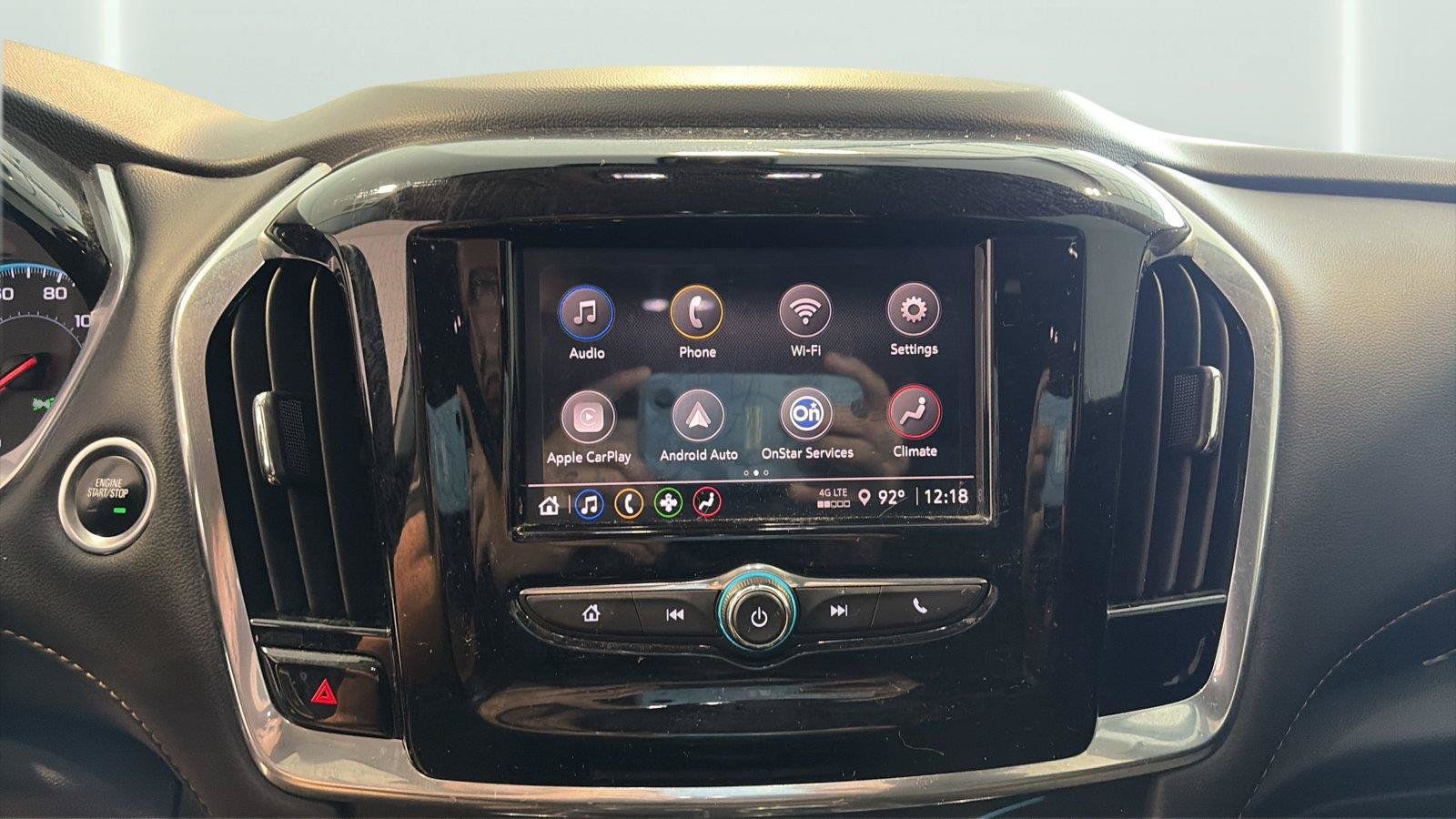 Used 2021 Chevrolet Traverse LS FWD image 18