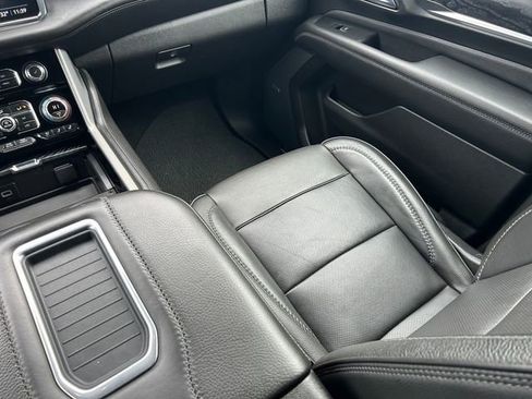 Used 2021 GMC Yukon Denali image 15