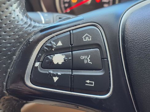 Used 2016 Mercedes-Benz GLC 300 image 13