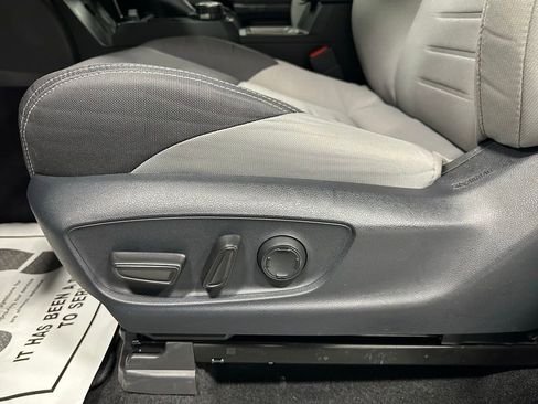 Used 2025 Toyota Tacoma TRD Off-Road image 13