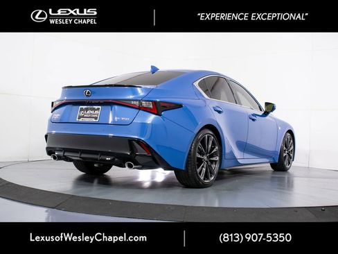 Used 2022 Lexus IS 350 F Sport RWD image 6