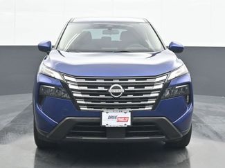 Used 2023 Nissan Rogue SV video 1