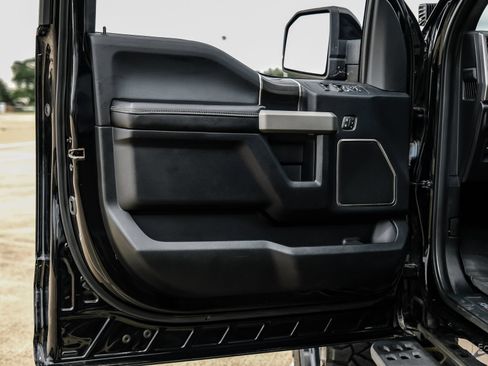 Used 2019 Ford F150 Raptor w/ Equipment Group 802A Luxury AWD/4WD image 87