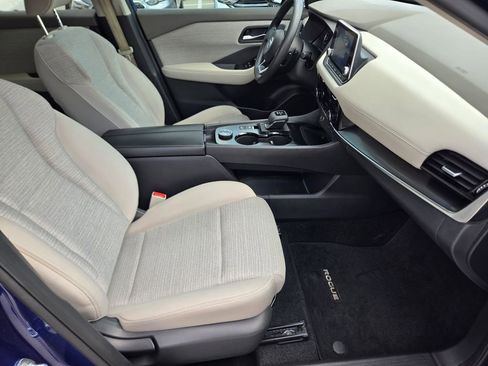 Used 2021 Nissan Rogue SV AWD/4WD image 15