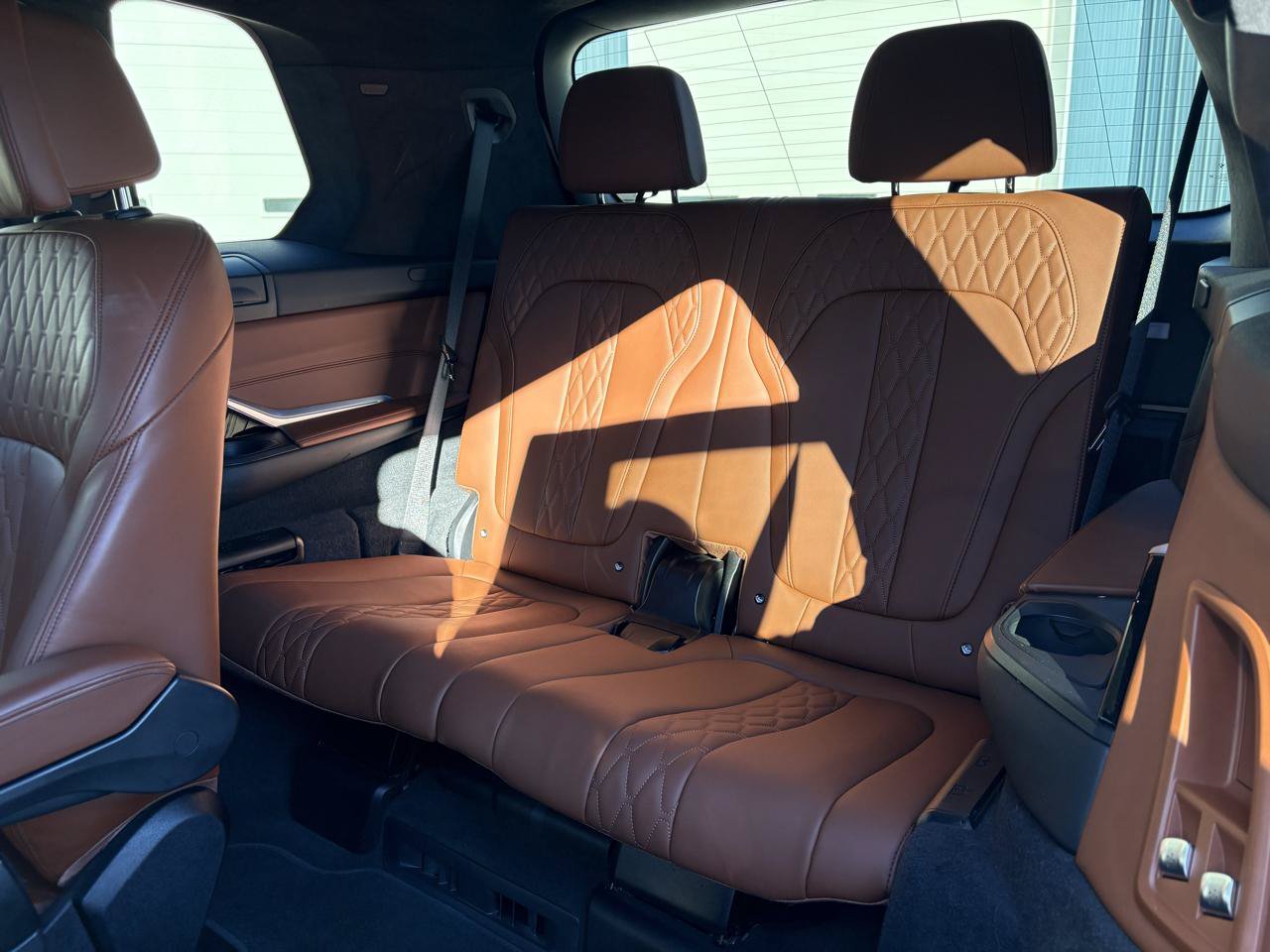 Used 2022 BMW X7 xDrive40i w/ Executive Package AWD/4WD image 23
