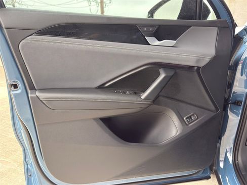 New 2026 Volkswagen Tiguan SE R-Line image 10