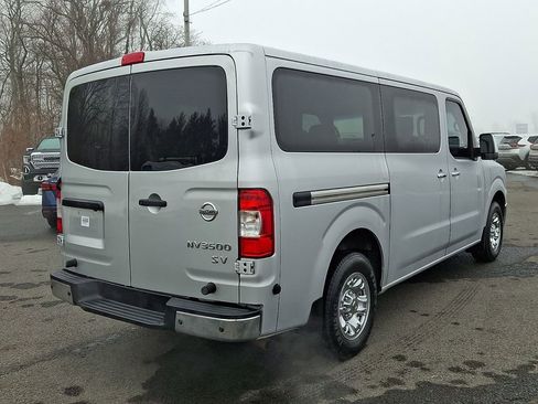Used 2017 Nissan NV 3500 SV w/ SV Technology Package image 6