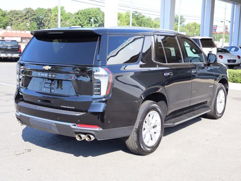 Used 2025 Chevrolet Tahoe Premier AWD/4WD image 10