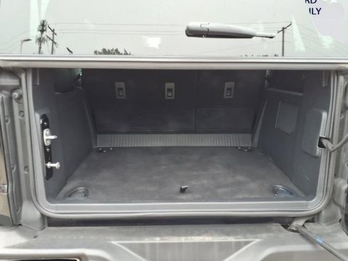 Used 2025 Ford Bronco Outer Banks AWD/4WD image 8