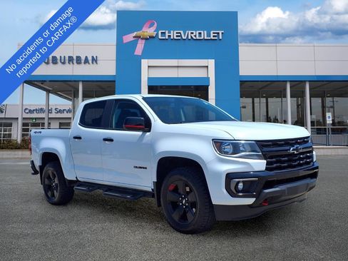 Used 2021 Chevrolet Colorado LT w/ Redline Special Edition AWD/4WD image 3