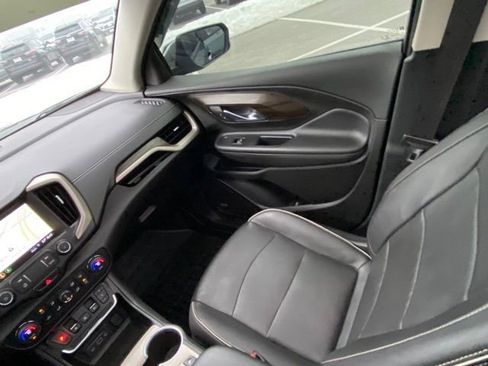 Used 2019 GMC Terrain Denali w/ Advanced Safety Package image 27