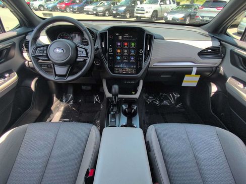Used 2026 Subaru Forester Premium AWD/4WD image 15