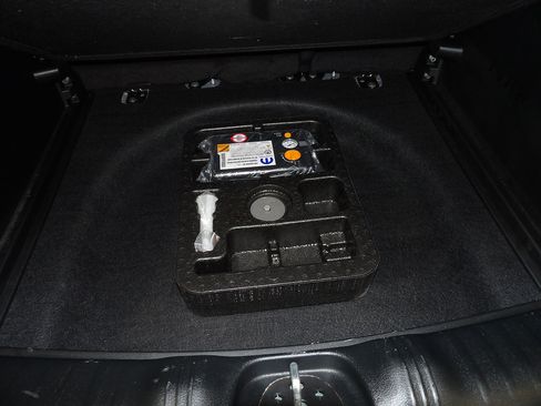 Used 2023 Jeep Compass Latitude w/ Sun and Sound Group AWD/4WD image 20