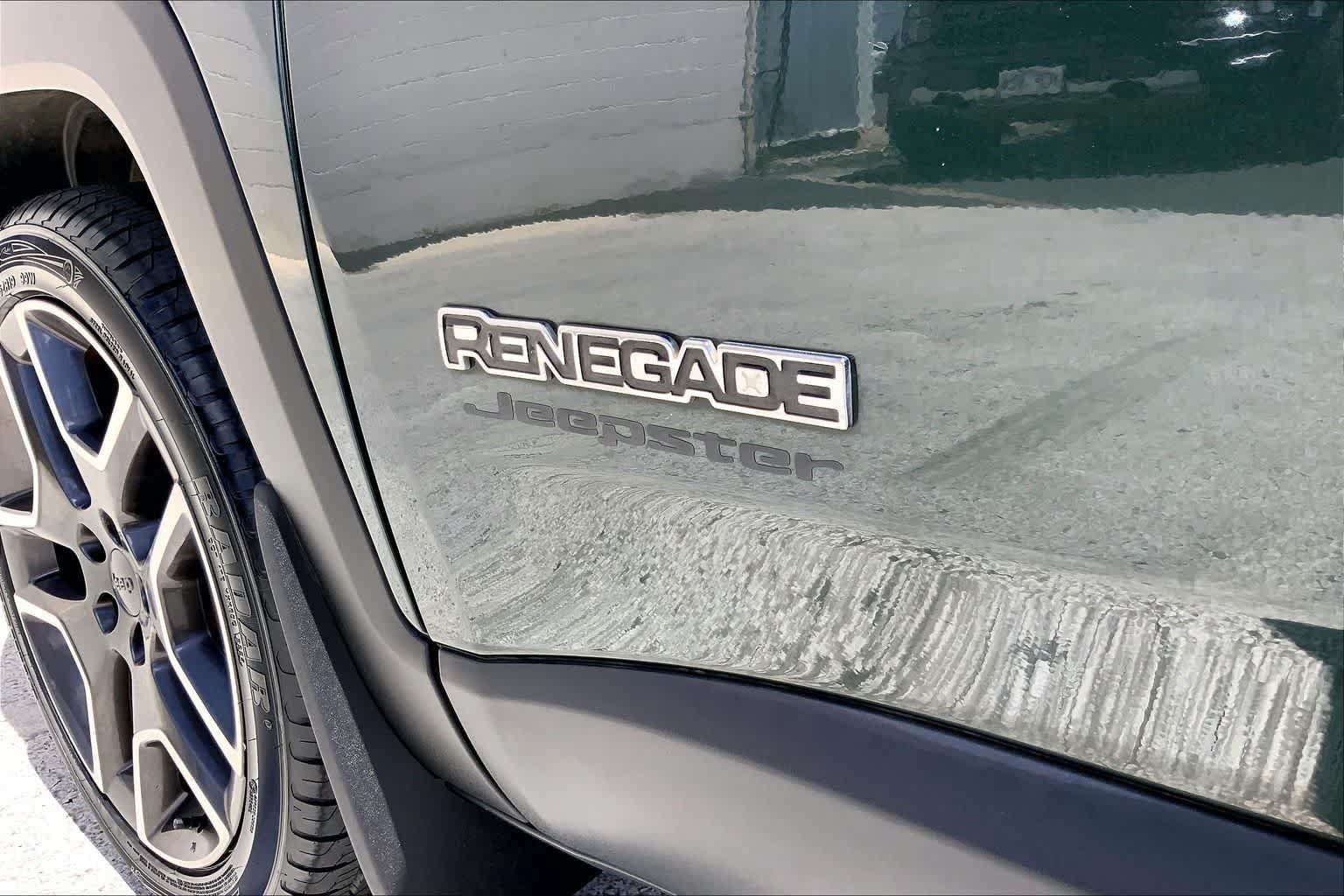 Used 2021 Jeep Renegade Sport FWD image 7