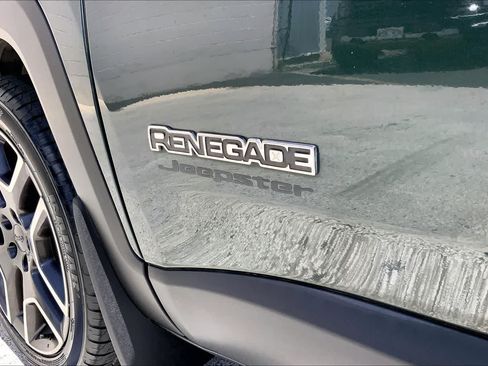Used 2021 Jeep Renegade Sport FWD image 7