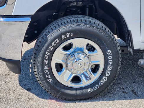 New 2025 RAM 2500 Tradesman w/ Chrome Appearance Group image 8