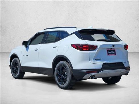 New 2026 Chevrolet Blazer LT w/ Midnight/Sport Edition FWD image 9