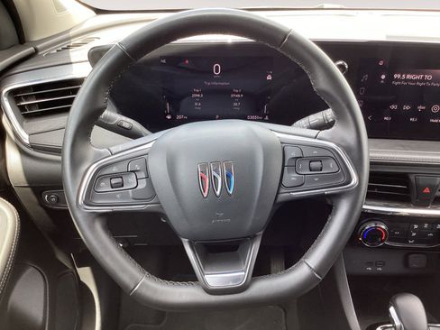 Used 2024 Buick Encore GX Sport Touring FWD image 17