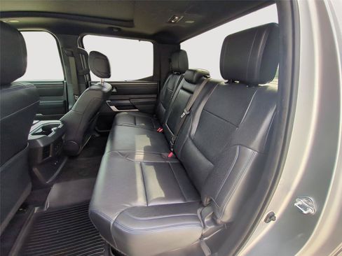Used 2022 Toyota Tundra Platinum w/ Advanced Package AWD/4WD image 7