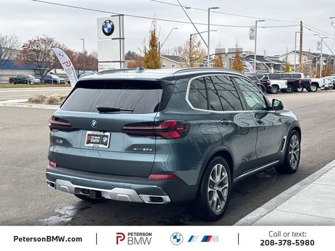 New 2026 BMW X5 xDrive50e image 6