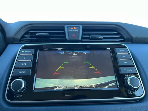 New 2025 Nissan Versa SV image 9