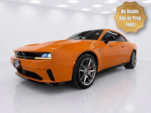 Used 2025 Dodge Charger Daytona Scat Pack w/ Track Pack AWD/4WD image 1