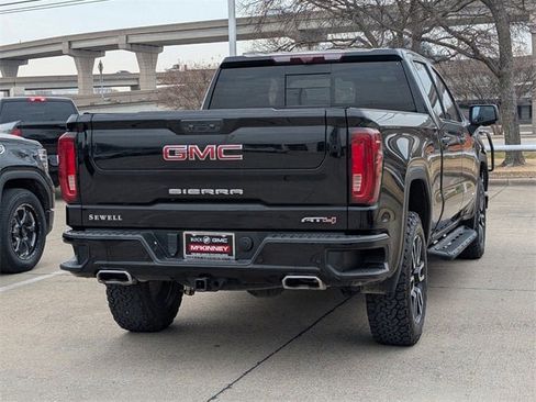 Used 2023 GMC Sierra 1500 AT4 w/ AT4 Premium Package image 4