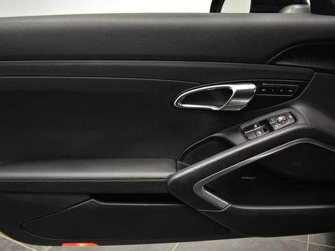 Used 2017 Porsche 911 Carrera 4S AWD/4WD image 21